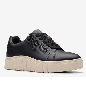 Clarks Mykah Joy Sneaker. Black. Size 8.5 Wide